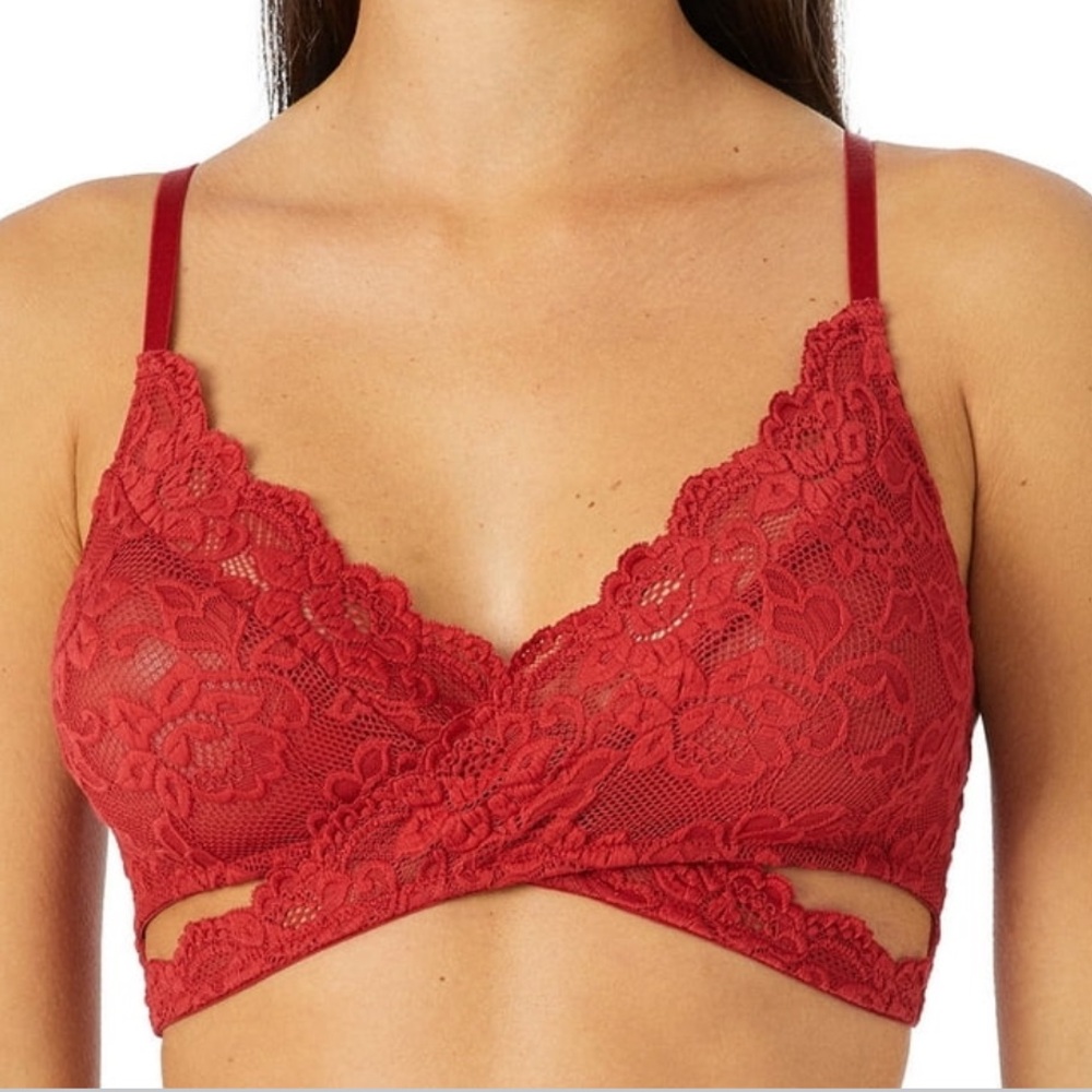 Lace Bralette in Red